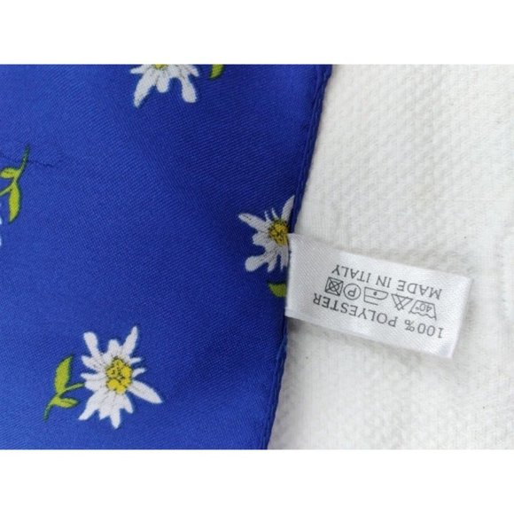 Blue with daisies print by Watersilk made in Italy scarf 22.5" - Picture 6 of 6